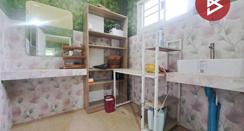 For sale 2 bedrooms house in Chum Saeng, Nakhon Sawan