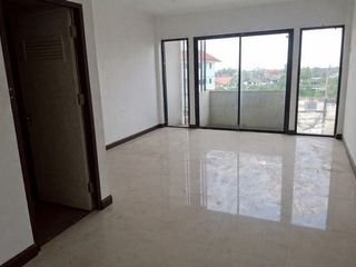 Gewerbefläche zum Kauf mit 3 Zimmer in Bang Bua Thong, Nonthaburi