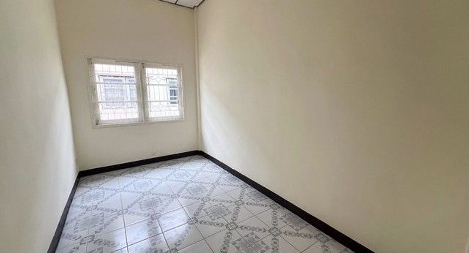 For sale 3 bedrooms townhouse in Bang Bua Thong, Nonthaburi