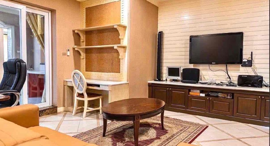 For rent 4 bedrooms villa in Jomtien, Pattaya