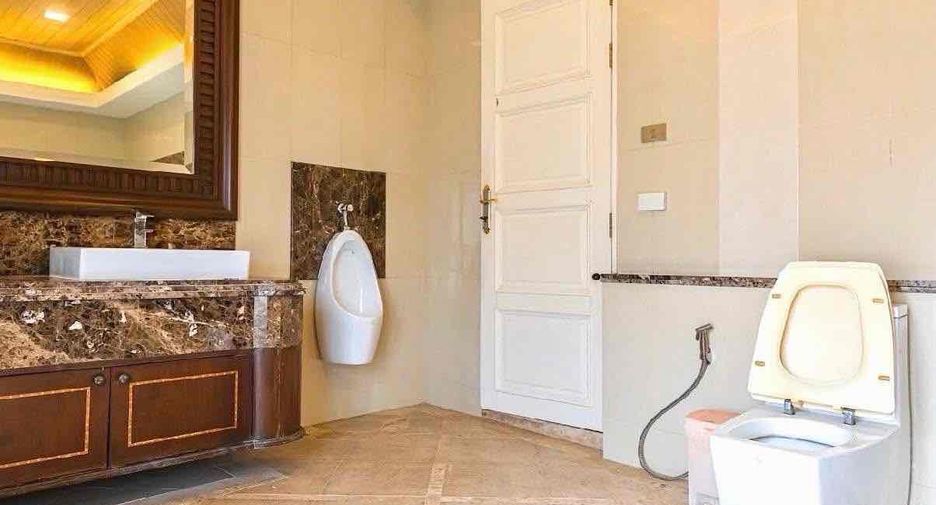 For rent 4 bedrooms villa in Jomtien, Pattaya