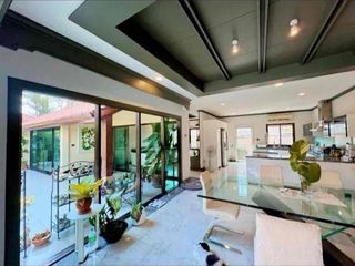 À louer 4 chambres villa à Bang Lamung, Chonburi