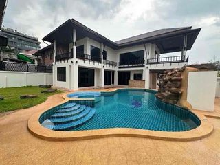 Villa zur Miete mit 4 Zimmer in Bang Lamung, Chonburi