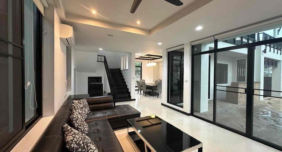 Villa zur Miete mit 4 Zimmer in Bang Lamung, Chonburi