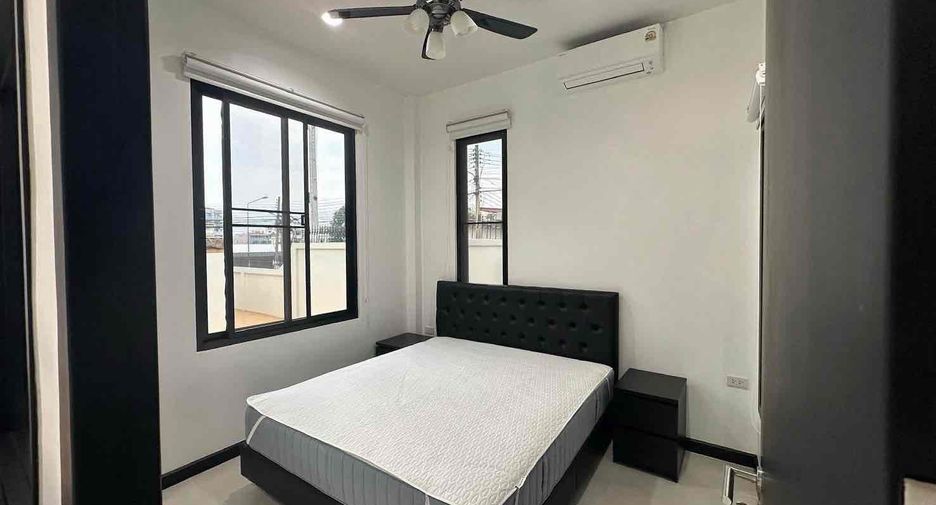 Villa zur Miete mit 4 Zimmer in Bang Lamung, Chonburi