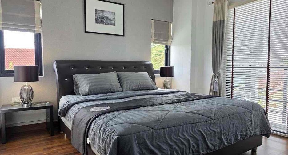 For rent 3 bedrooms villa in Bang Lamung, Chonburi