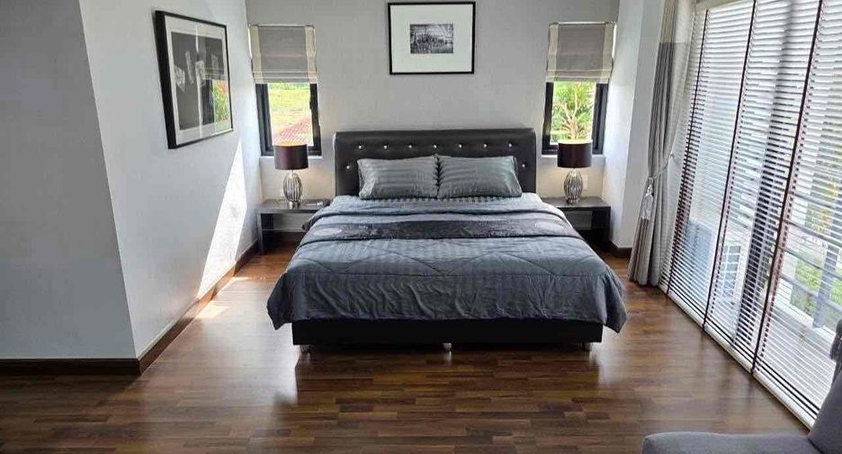 For rent 3 bedrooms villa in Bang Lamung, Chonburi