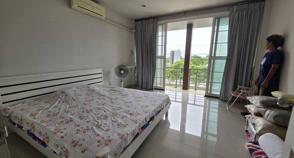Reihenhaus zum Kauf mit 3 Zimmer in Mueang Nakhon Ratchasima, Nakhon Ratchasima
