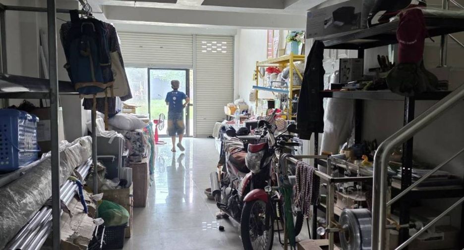 Reihenhaus zum Kauf mit 3 Zimmer in Mueang Nakhon Ratchasima, Nakhon Ratchasima