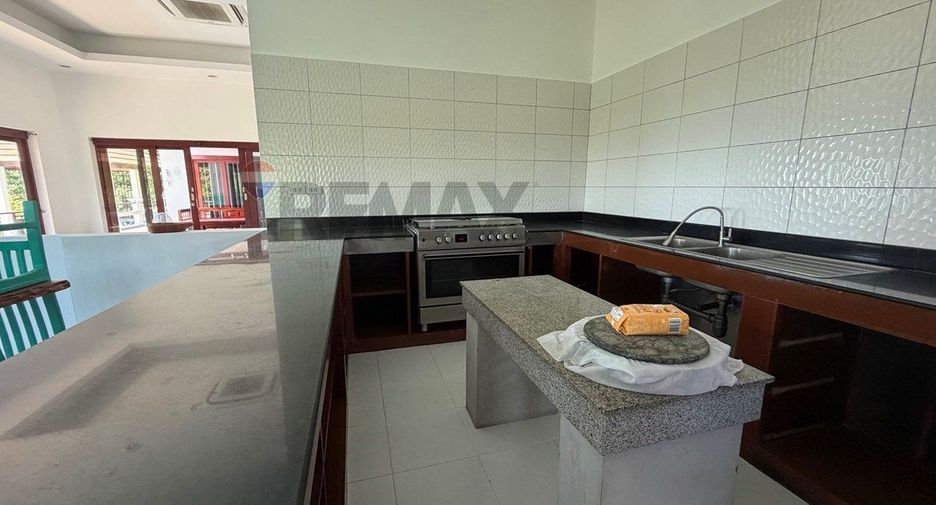 For sale 5 ベッドルーム villa in Ko Samui, Surat Thani