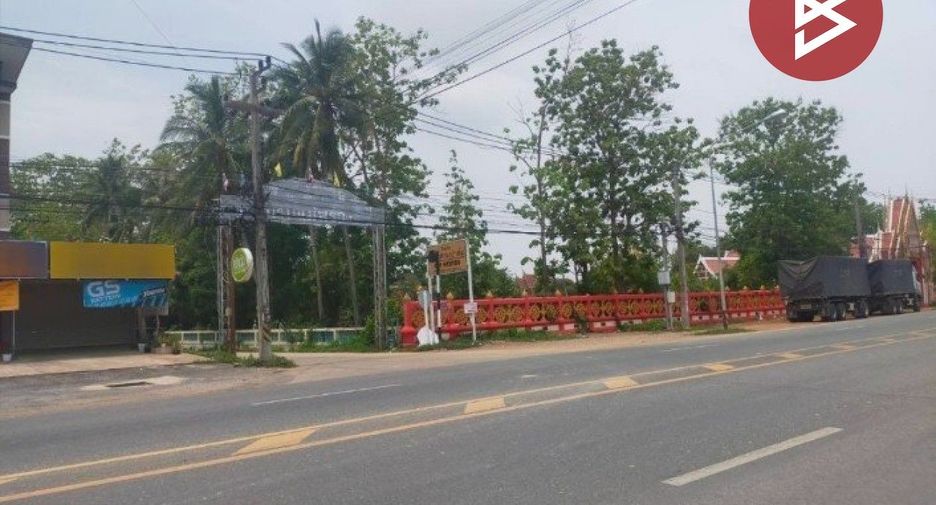 Продажа 4 спальни дом в Mueang Uttaradit, Уттарадит