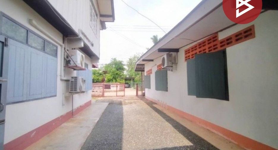 Продажа 4 спальни дом в Mueang Uttaradit, Уттарадит