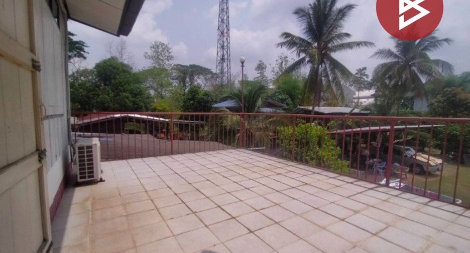Продажа 4 спальни дом в Mueang Uttaradit, Уттарадит