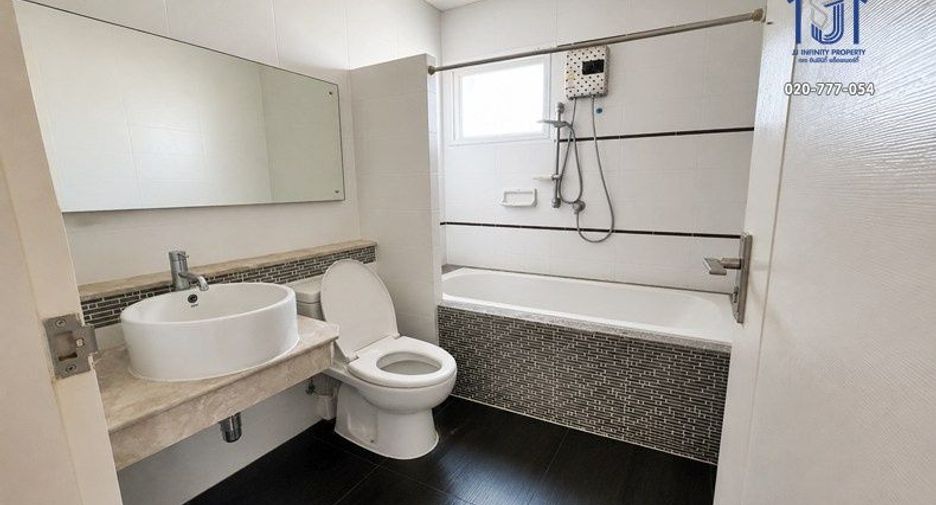 Haus zum Kauf mit 3 Zimmer in Prawet, Bangkok