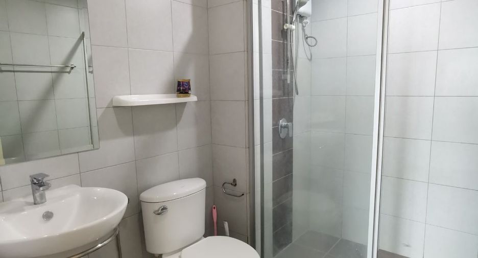 Wohnung zur Miete mit 1 Zimmer in Bang Sue, Bangkok