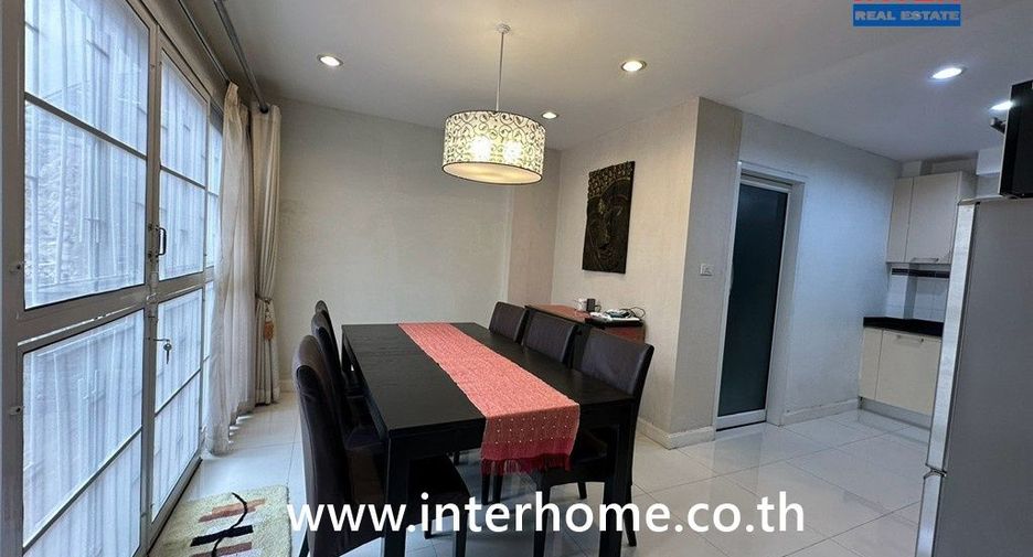 For sale 3 bedrooms house in Khlong Luang, Pathum Thani