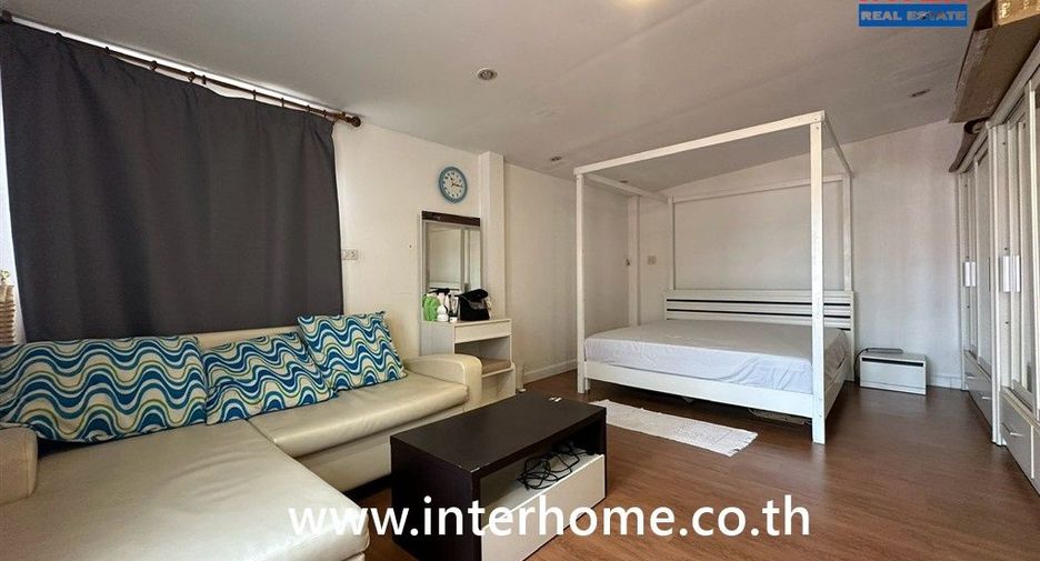 For sale 3 bedrooms house in Khlong Luang, Pathum Thani
