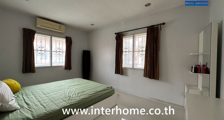 For sale 3 bedrooms house in Khlong Luang, Pathum Thani