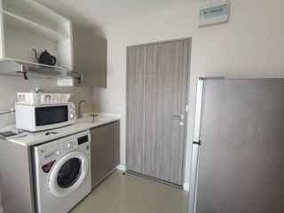 À louer 1 chambre condo à Huai Khwang, Bangkok