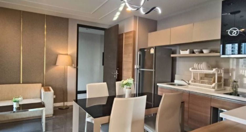 For rent and for sale 2 bedrooms condo in Phra Khanong, Bangkok