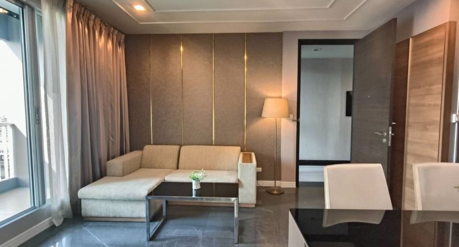 For rent and for sale 2 bedrooms condo in Phra Khanong, Bangkok