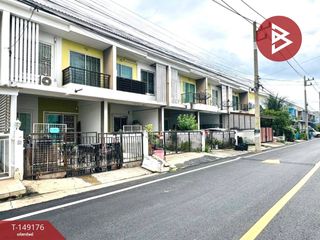 For sale 3 bedrooms townhouse in Mueang Samut Sakhon, Samut Sakhon
