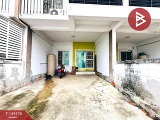 For sale 3 bedrooms townhouse in Mueang Samut Sakhon, Samut Sakhon