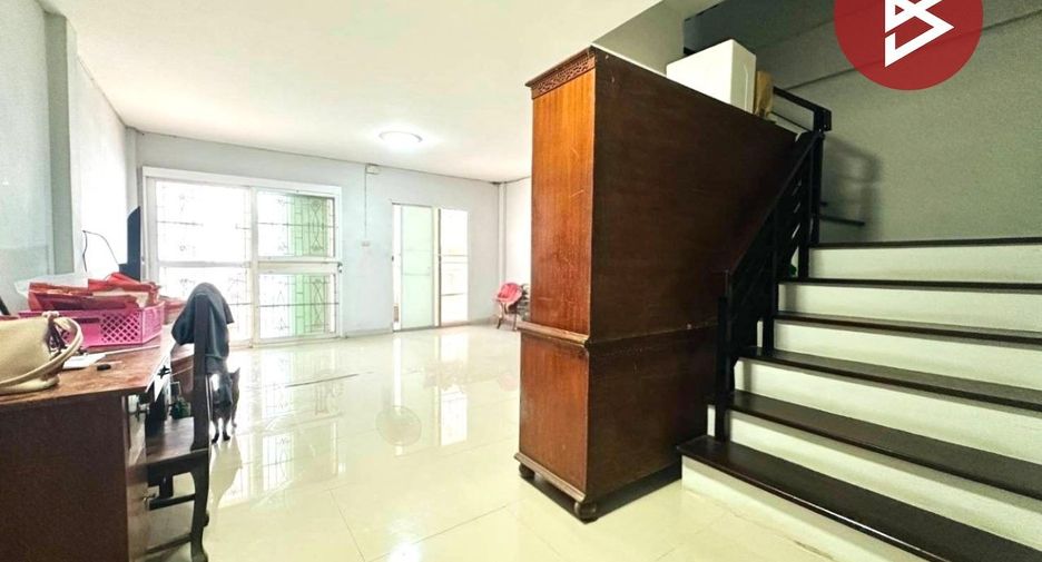 Reihenhaus zum Kauf mit 3 Zimmer in Mueang Samut Sakhon, Samut Sakhon