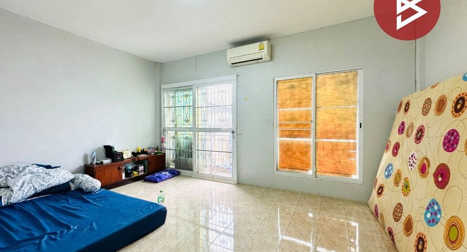 Reihenhaus zum Kauf mit 3 Zimmer in Mueang Samut Sakhon, Samut Sakhon