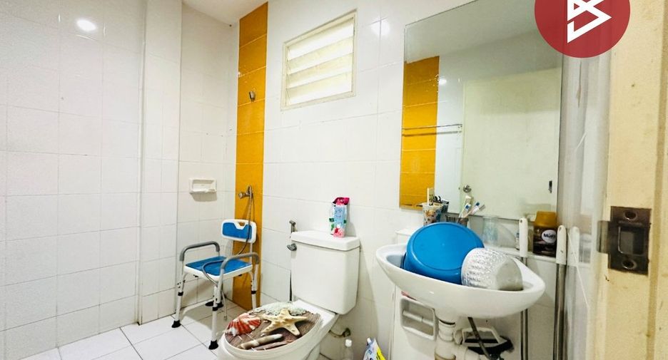 Reihenhaus zum Kauf mit 3 Zimmer in Mueang Samut Sakhon, Samut Sakhon