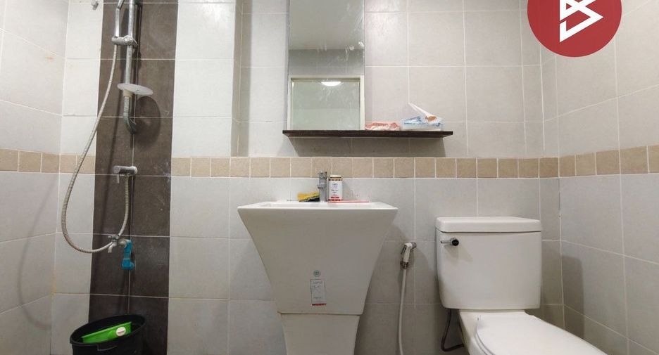Reihenhaus zum Kauf mit 3 Zimmer in Rat Burana, Bangkok