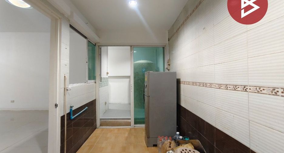 Reihenhaus zum Kauf mit 3 Zimmer in Rat Burana, Bangkok