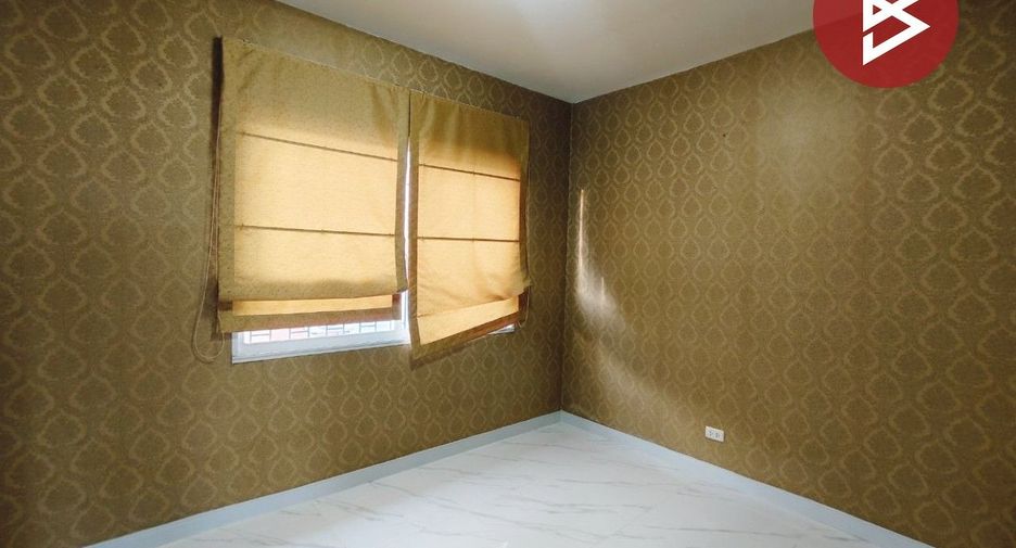 Reihenhaus zum Kauf mit 3 Zimmer in Rat Burana, Bangkok