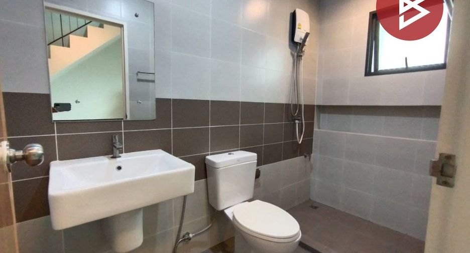 Local comercial en venta de 2 habitaciones en Nong Khaem, Bangkok