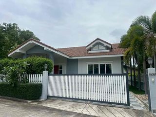 For Rent 3 Bedroom Villa In Bang Lamung, Chonburi