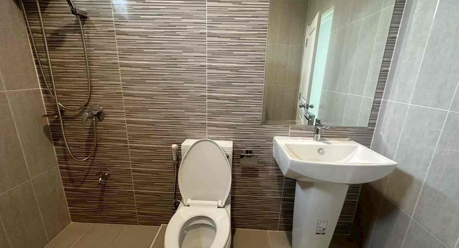For rent 3 bedrooms villa in Bang Lamung, Chonburi