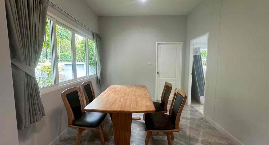 For rent 3 bedrooms villa in Bang Lamung, Chonburi