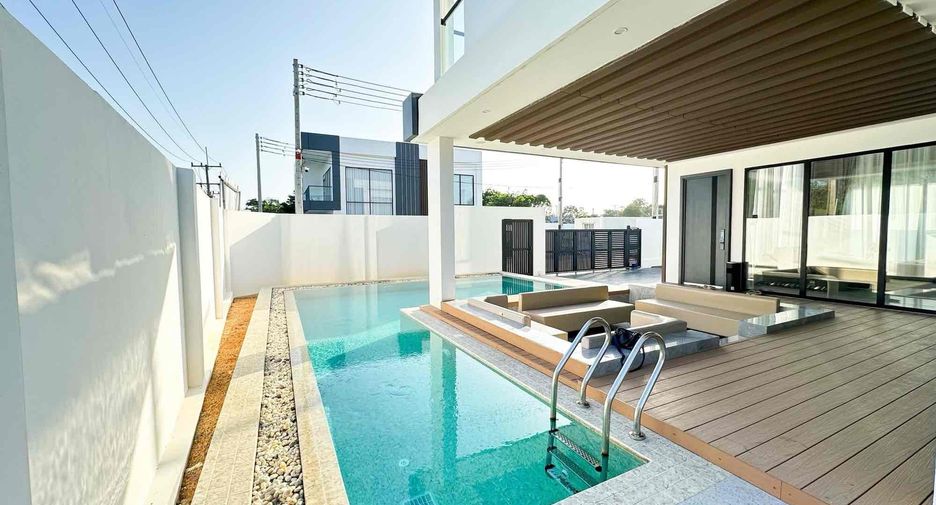 For sale 5 bedrooms villa in Bang Lamung, Chonburi