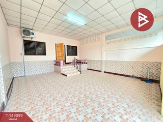 À vendre 2 chambres maison de ville à Mueang Nakhon Pathom, Nakhon Pathom