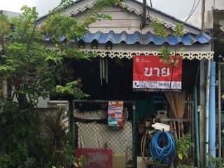 For sale 1 bed townhouse in Mueang Samut Prakan, Samut Prakan