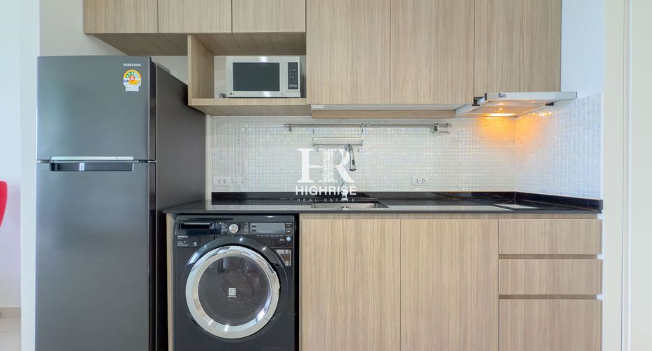 Condo en alquiler de 1 habitaciones en Bang Lamung, Chonburi