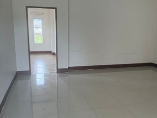 Casa en alquiler y en venta de 3 habitaciones en Mueang Lamphun, Lamphun