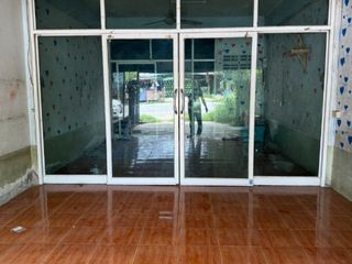 For sale 2 bedrooms townhouse in Mueang Nakhon Pathom, Nakhon Pathom