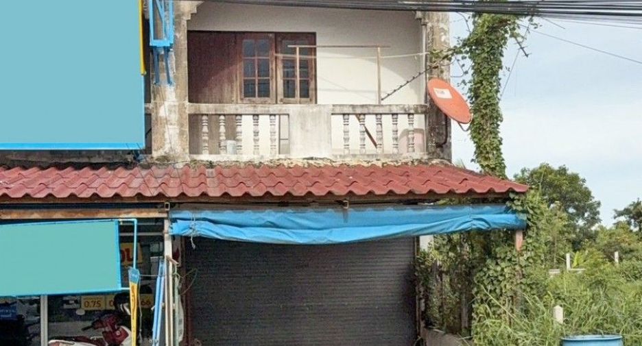 For sale 2 bedrooms townhouse in Mueang Nakhon Pathom, Nakhon Pathom
