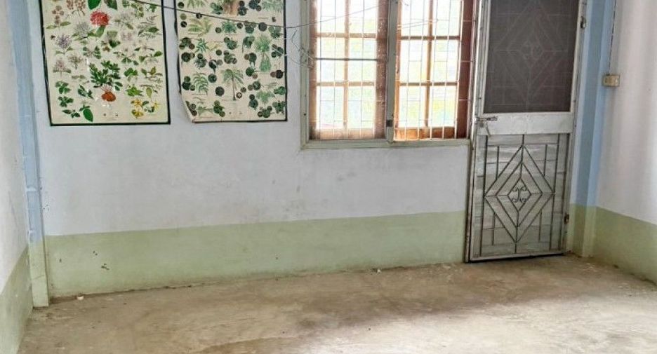 For sale 2 bedrooms townhouse in Mueang Nakhon Pathom, Nakhon Pathom