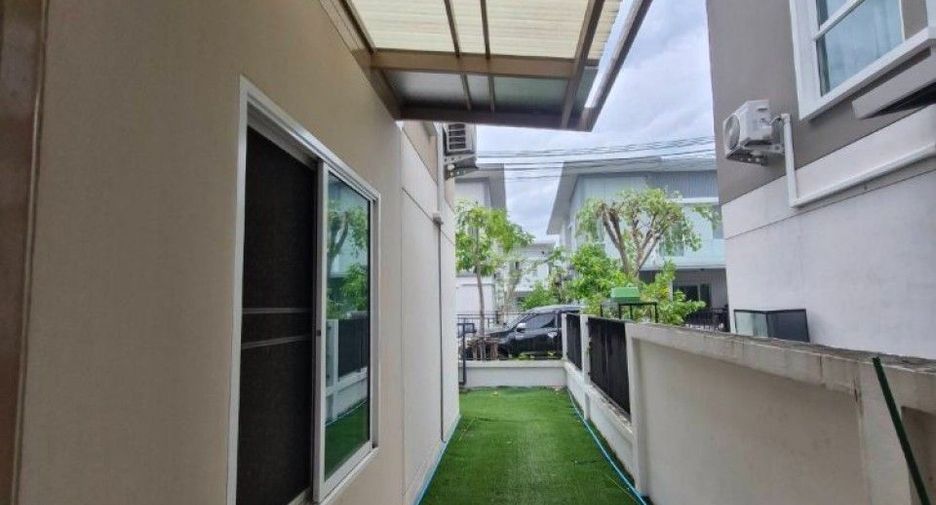 Casa en venta de 4 habitaciones en Phutthamonthon, Nakhon Pathom