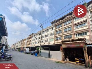 Local comercial en venta de 2 habitaciones en Nong Chok, Bangkok