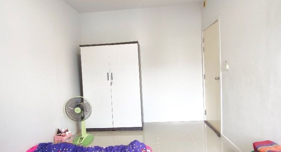 Reihenhaus zum Kauf mit 3 Zimmer in Bang Phli, Samut Prakan