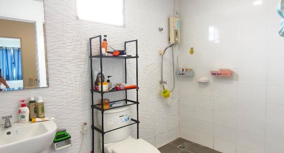 Reihenhaus zum Kauf mit 3 Zimmer in Bang Phli, Samut Prakan
