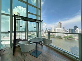 For sale 4 bedrooms condo in Sathon, Bangkok
